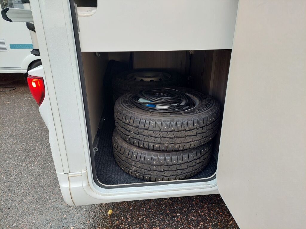 Hobby Optima Ontour T65 HKM 2021 Valkoinen