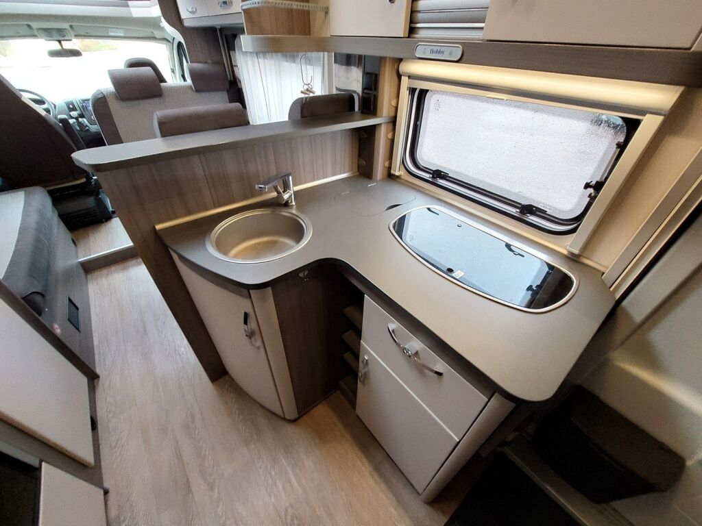 Hobby Optima Ontour T65 HKM 2021 Valkoinen