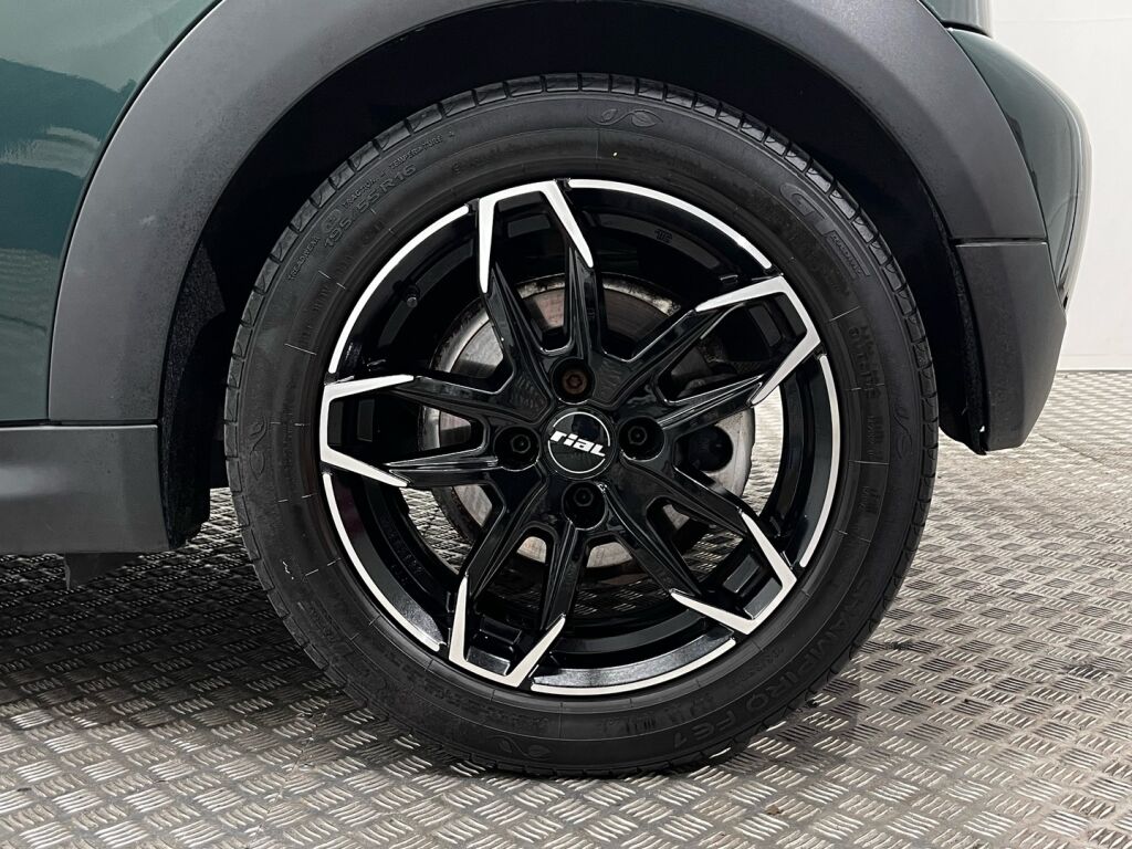 Mini Cooper 2011 Vihreä