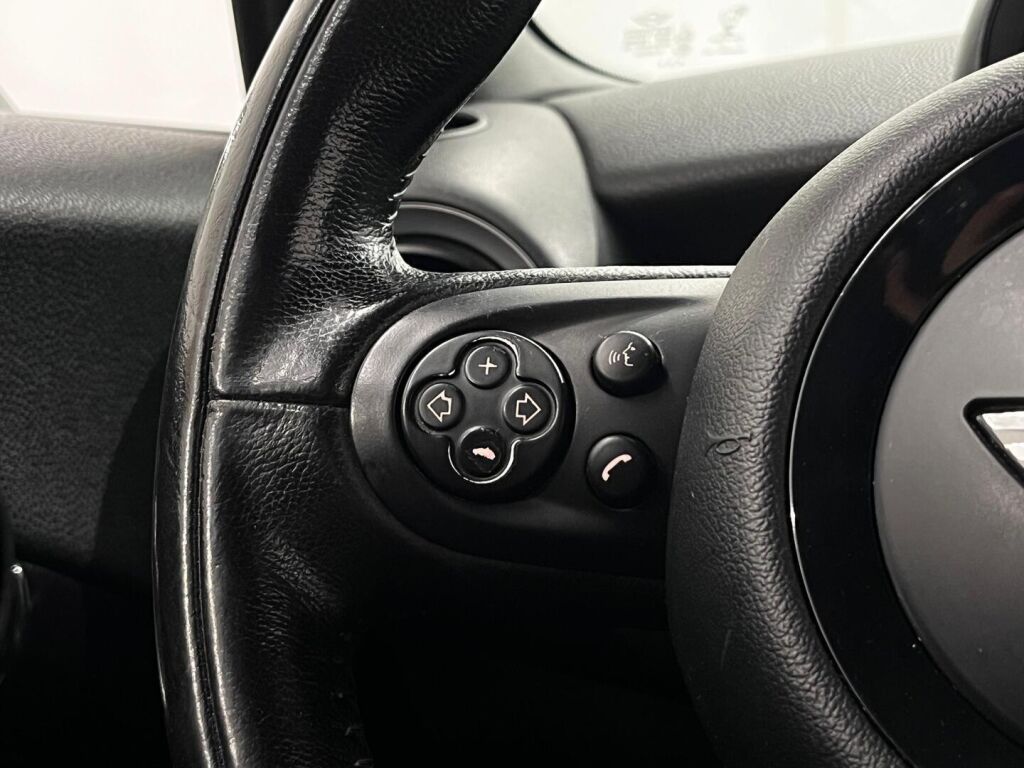 Mini Cooper 2011 Vihreä