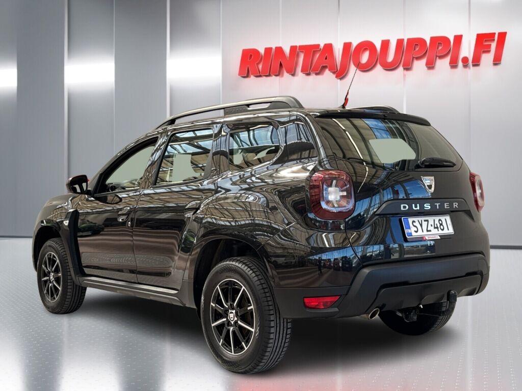 Dacia Duster 2021 Musta