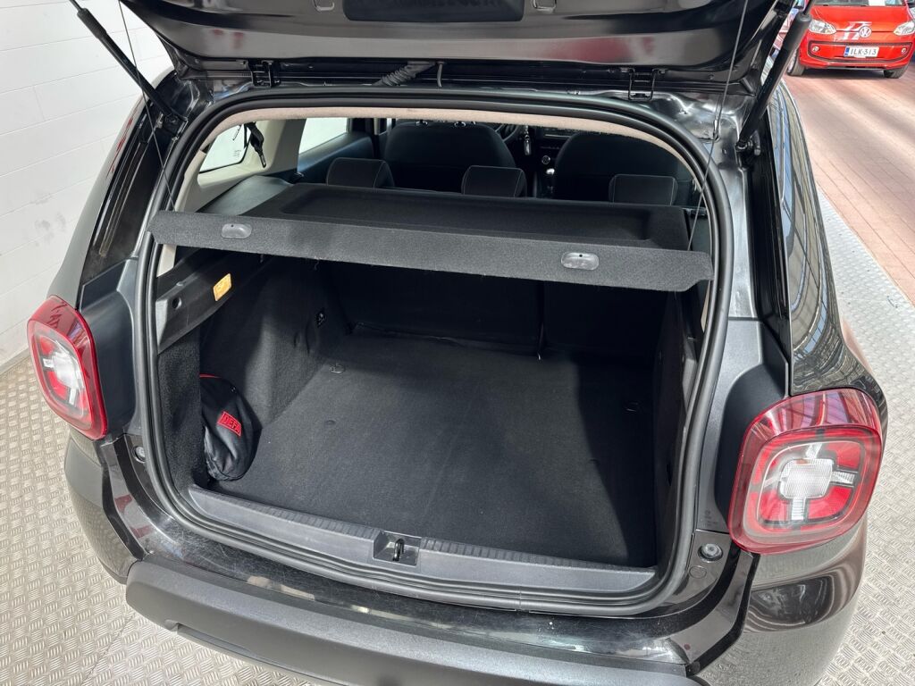 Dacia Duster 2021 Musta