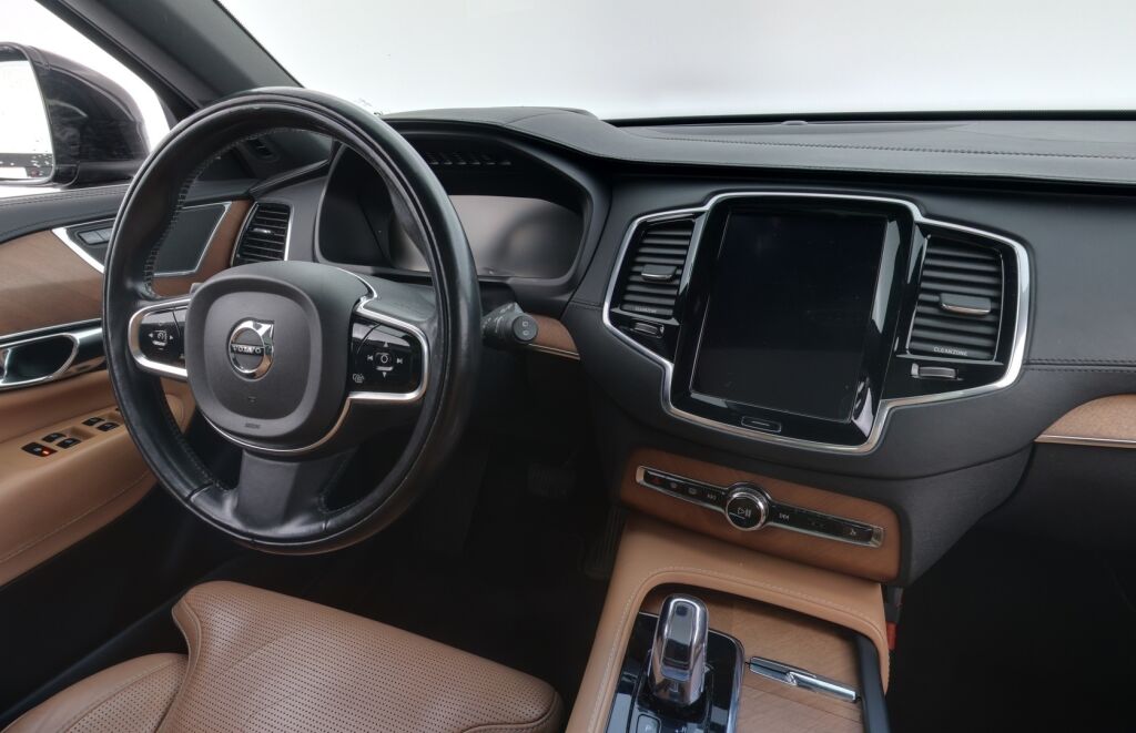 Volvo XC90 2015 Musta