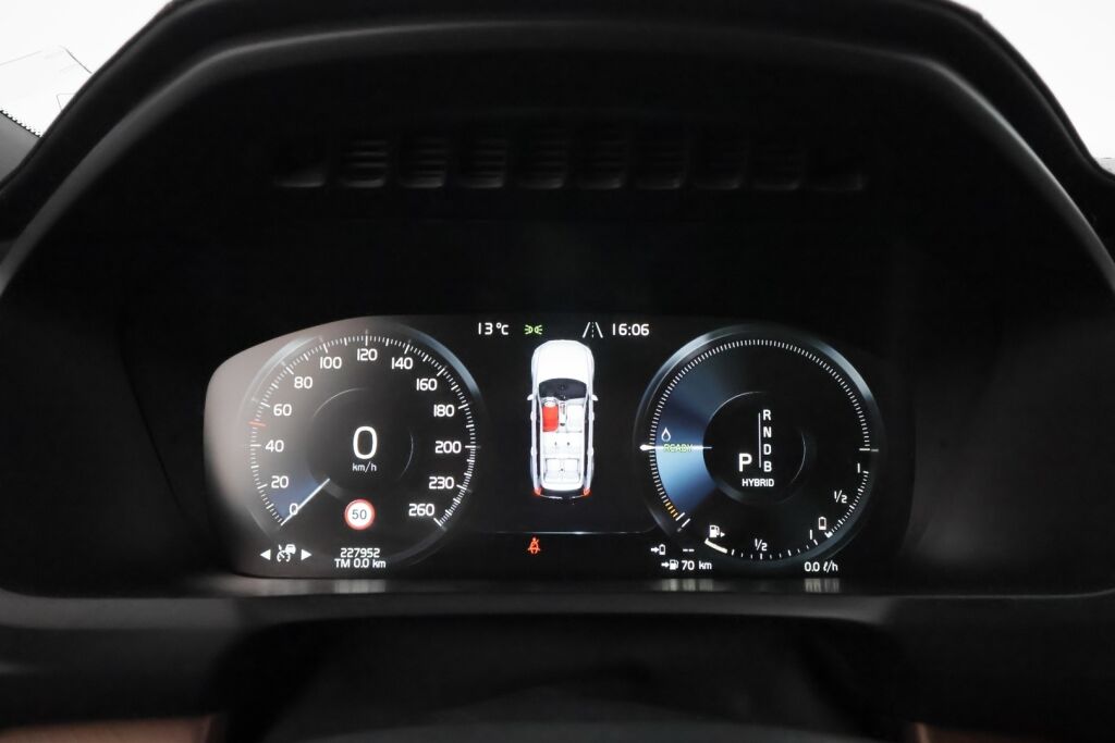 Volvo XC90 2015 Musta