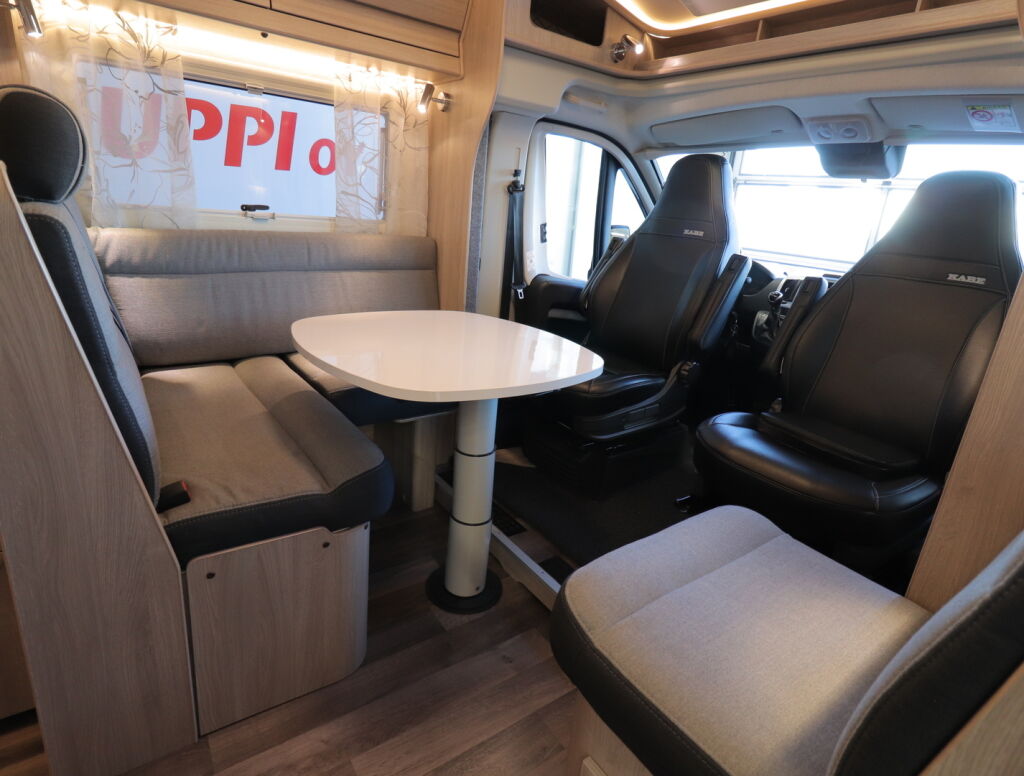 Kabe Travel Master Classic 740 LGB 2021 Valkoinen