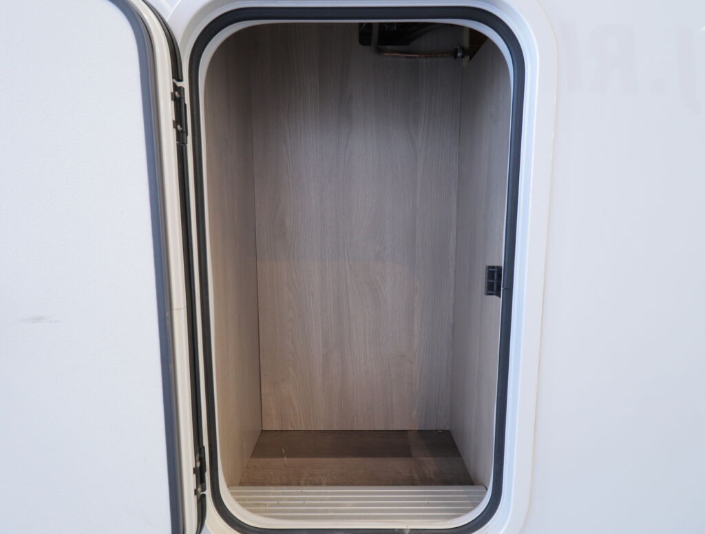 Kabe Travel Master Classic 740 LGB 2021 Valkoinen