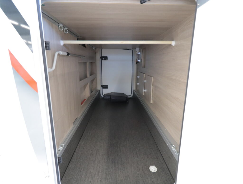 Kabe Travel Master Classic 740 LGB 2021 Valkoinen