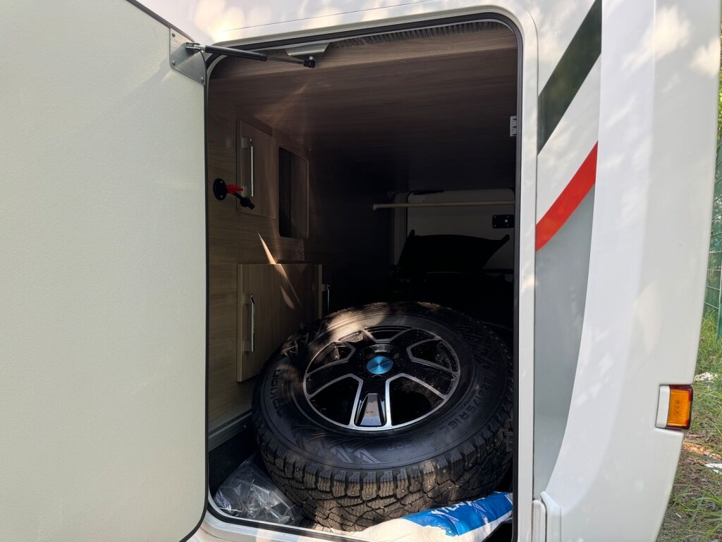 Kabe Travel Master Classic 740 LGB 2021 Valkoinen