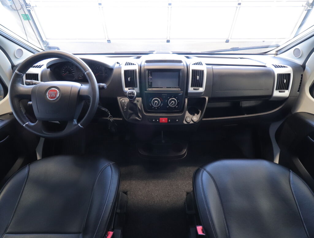 Kabe Travel Master Classic 740 LGB 2021 Valkoinen