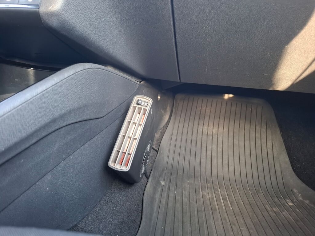 Skoda Kamiq 2021 Sininen