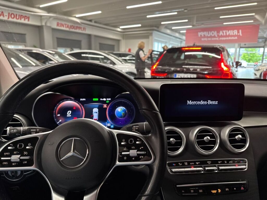 Mercedes-Benz GLC 2021 Valkoinen