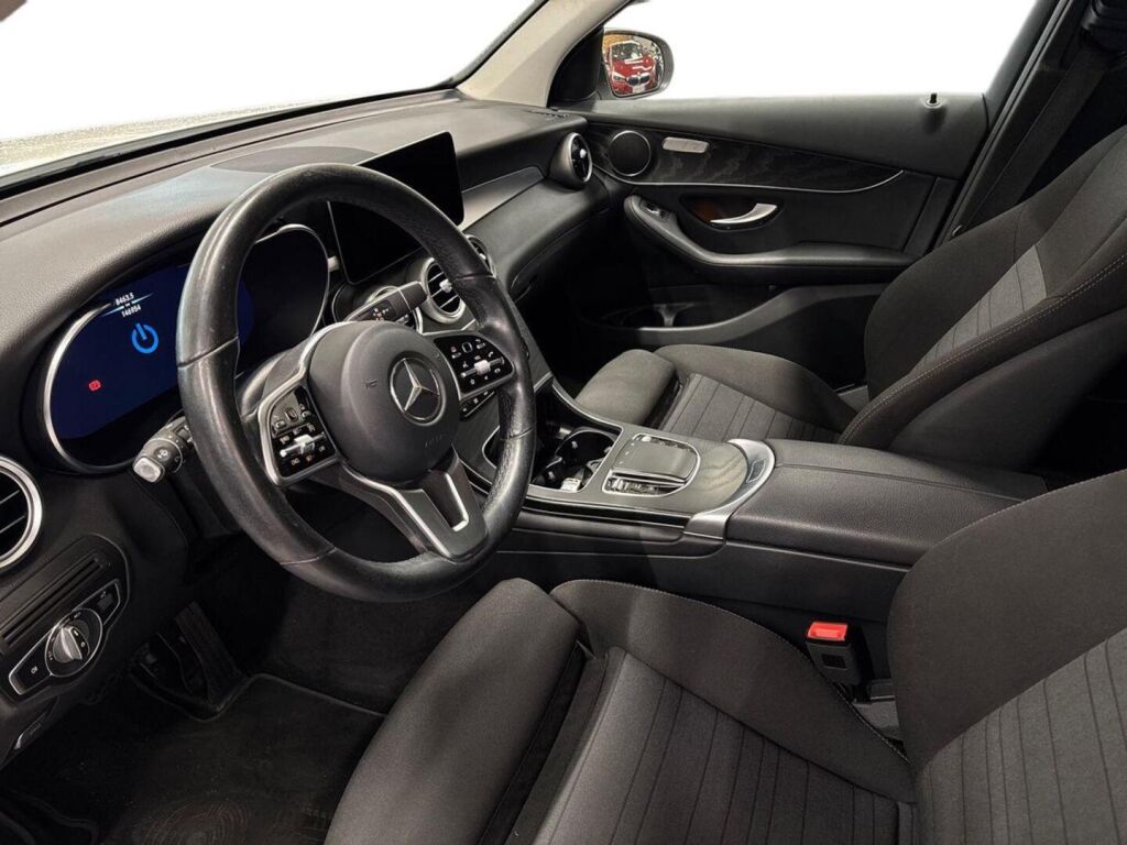 Mercedes-Benz GLC 2021 Valkoinen