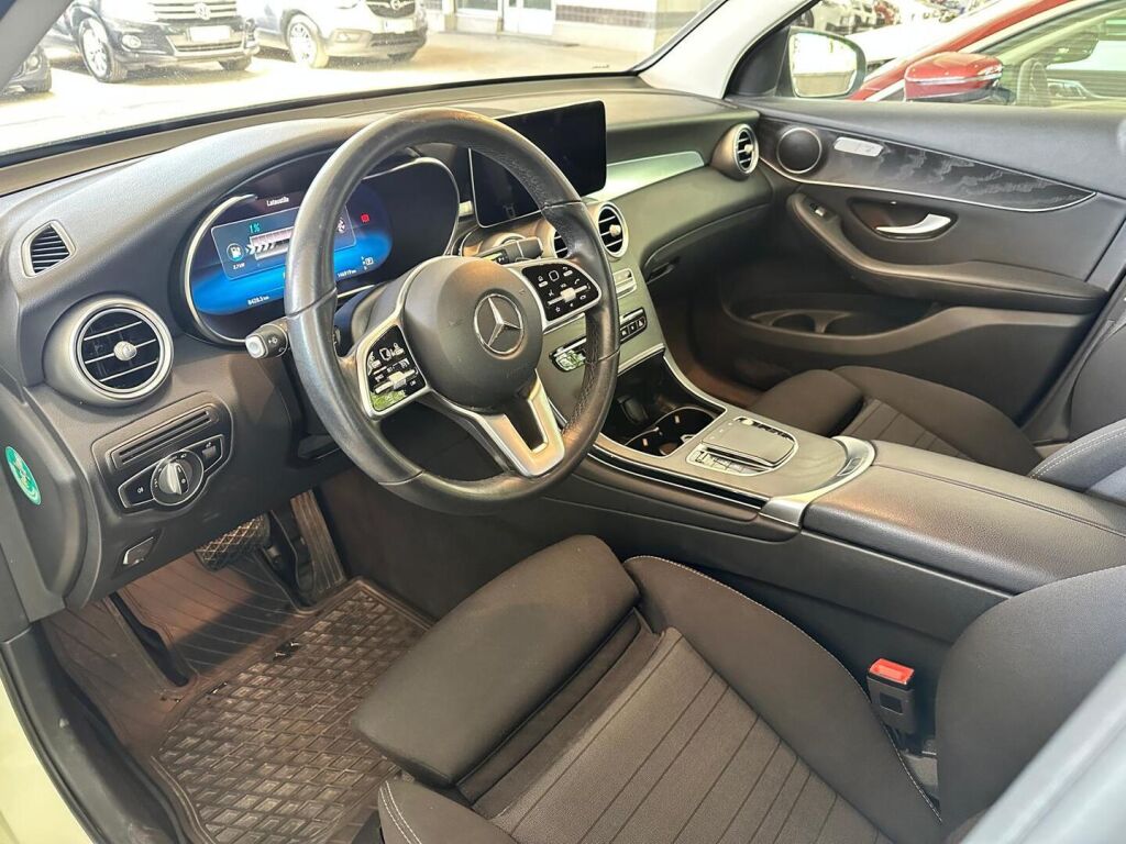 Mercedes-Benz GLC 2021 Valkoinen
