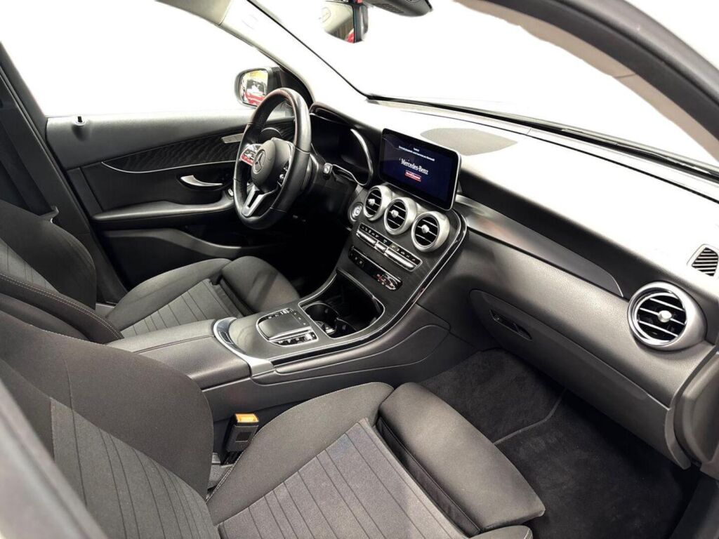 Mercedes-Benz GLC 2021 Valkoinen