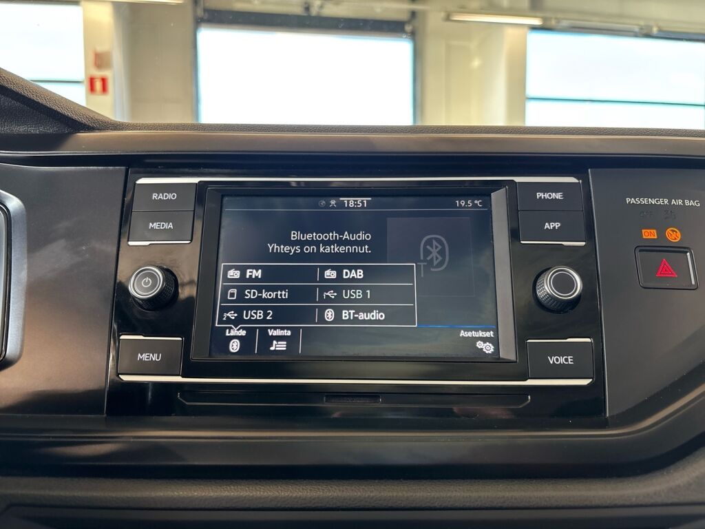 Volkswagen Polo 2021 Valkoinen