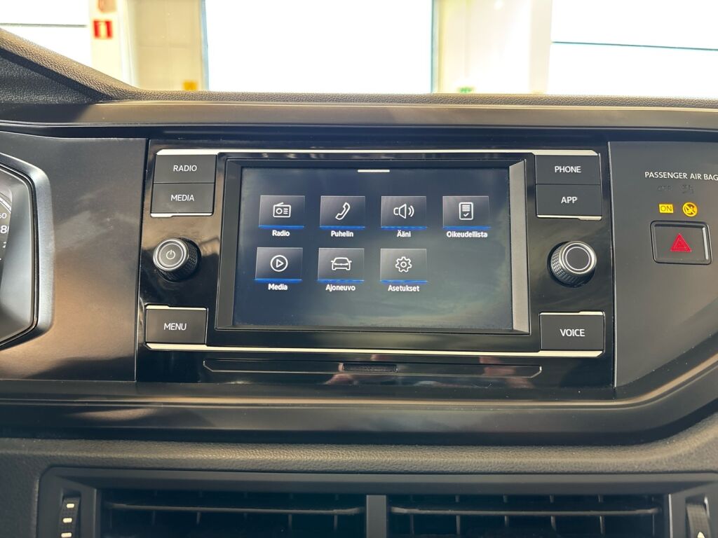 Volkswagen Polo 2021 Valkoinen