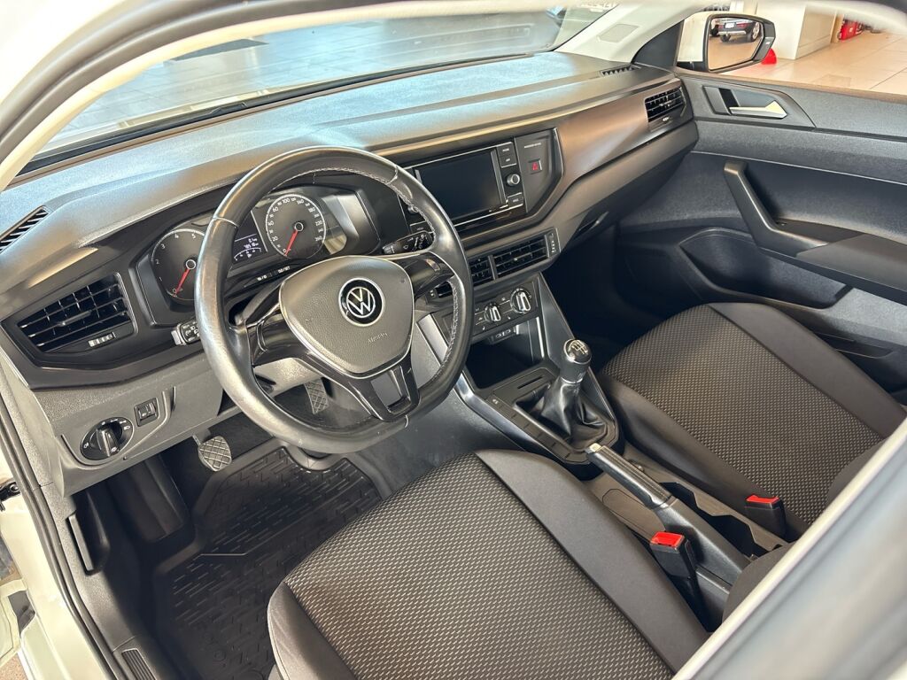 Volkswagen Polo 2021 Valkoinen