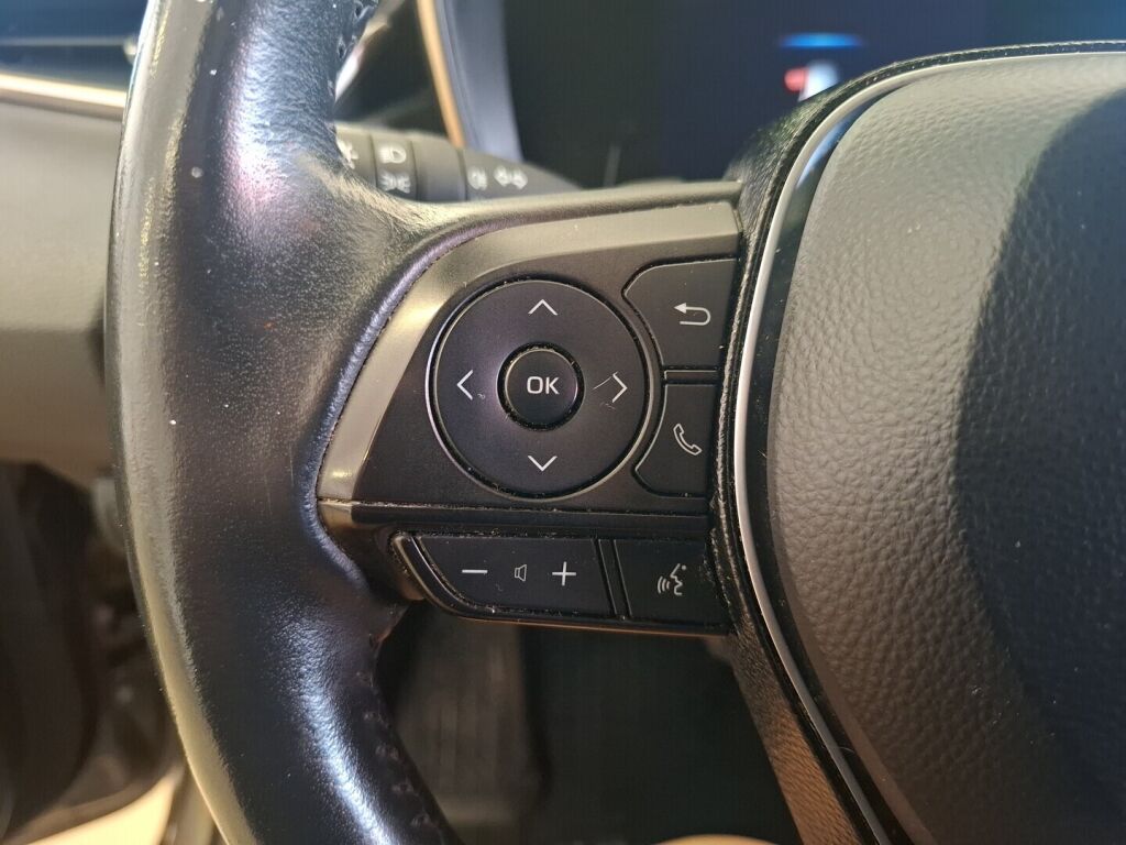 Toyota Corolla 2021 Ruskea (beige)
