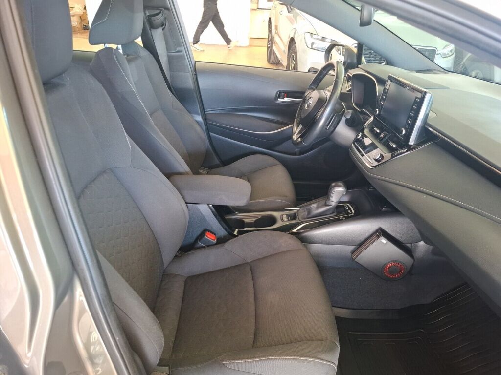 Toyota Corolla 2021 Ruskea (beige)