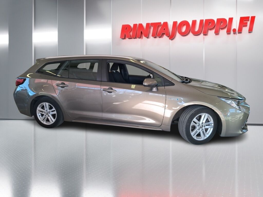 Toyota Corolla 2021 Ruskea (beige)
