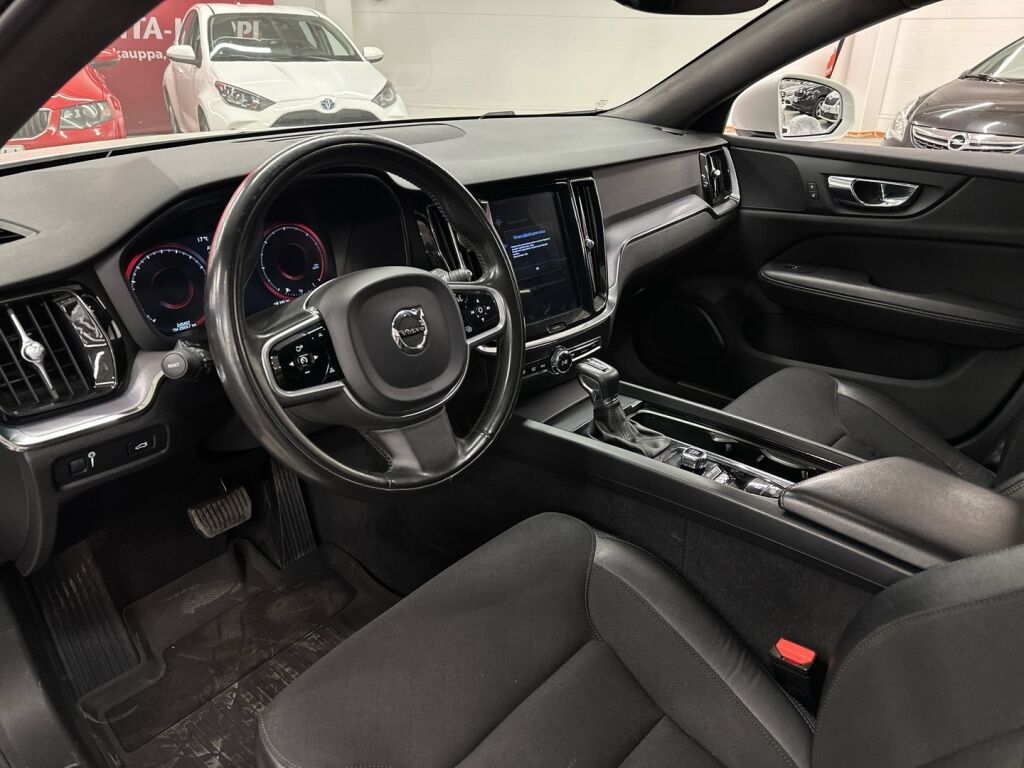 Volvo V60 Cross Country 2020 Valkoinen