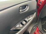 Nissan Leaf 2021 Punainen