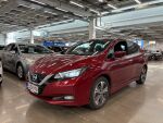 Nissan Leaf 2021 Punainen