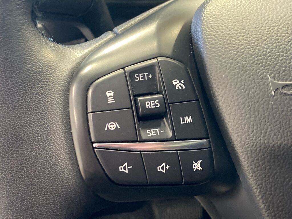 Ford Focus 2020 Sininen