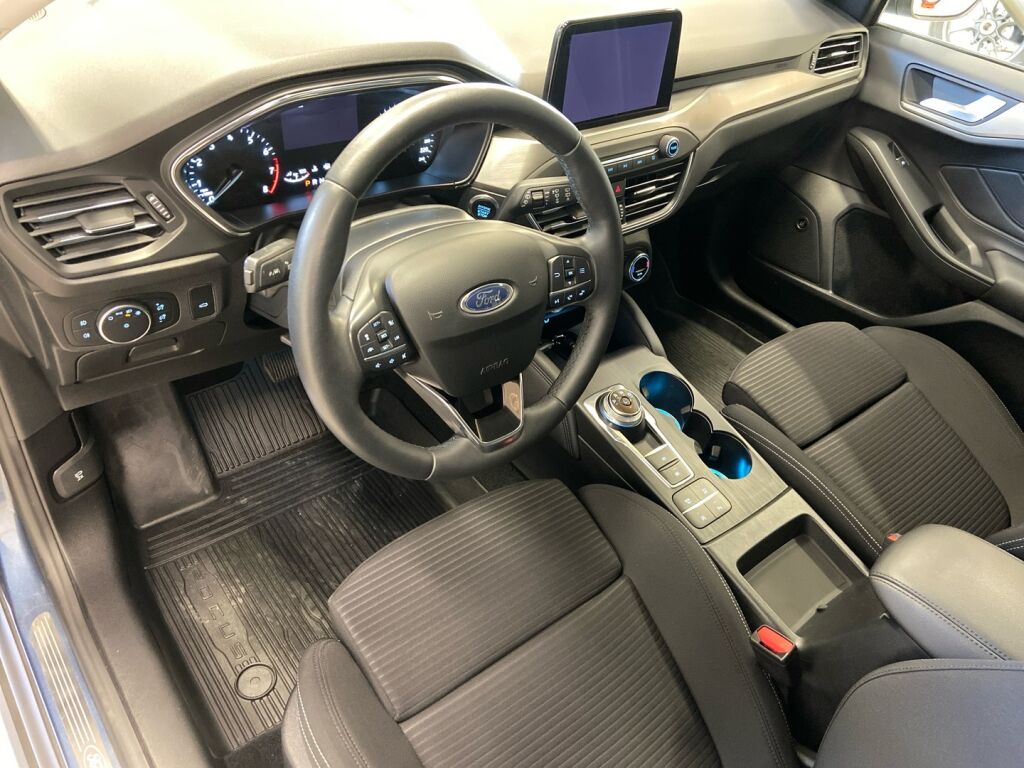 Ford Focus 2020 Sininen