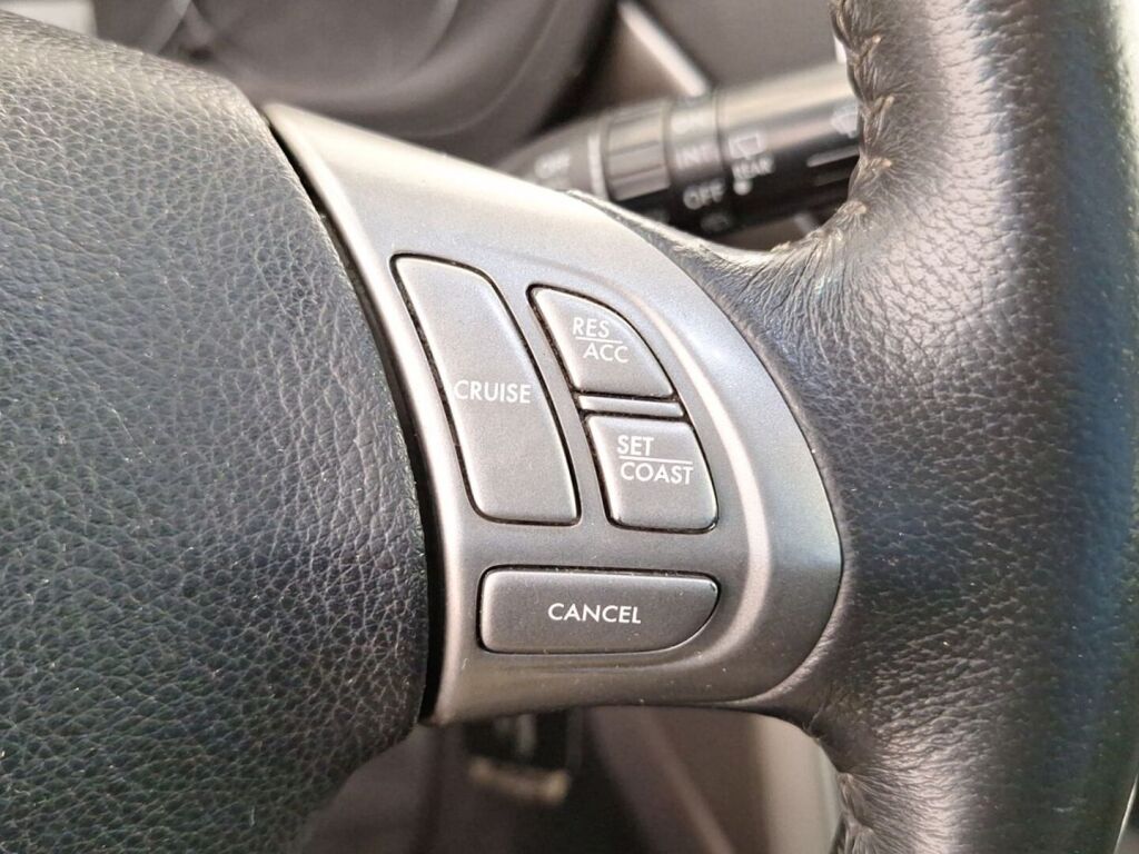 Subaru Forester 2008 Musta