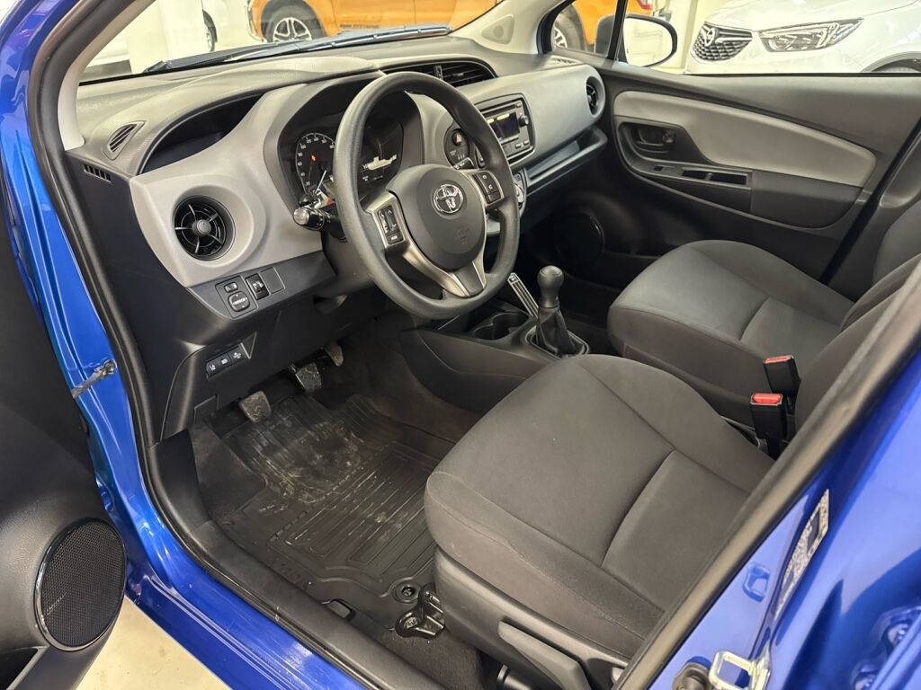 Toyota Yaris 2020 Sininen
