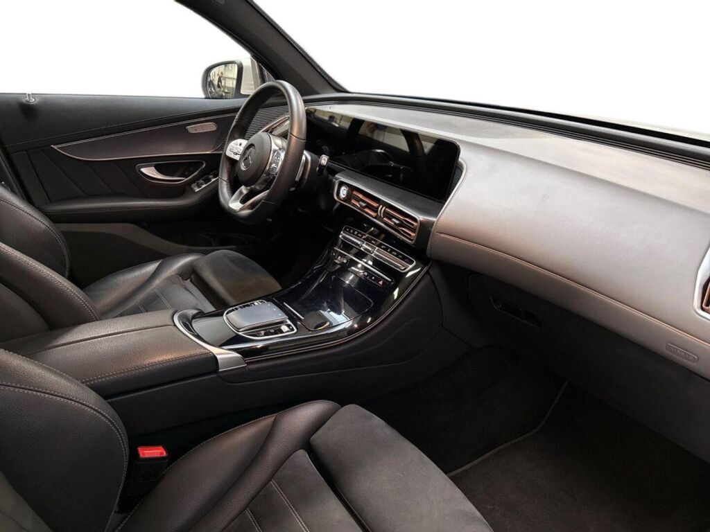 Mercedes-Benz EQC 2021 Valkoinen