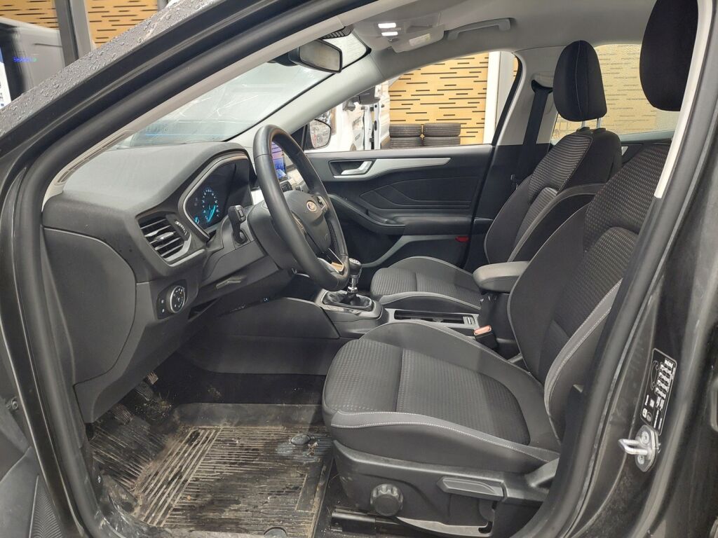 Ford Focus 2021 Harmaa