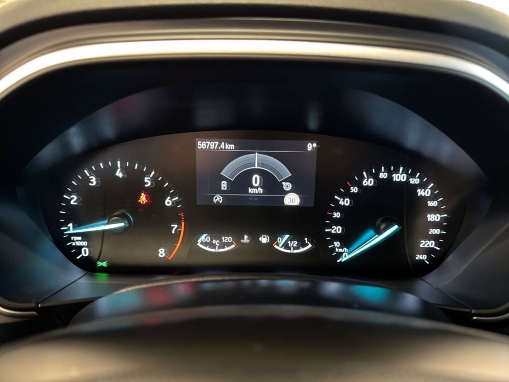 Ford Focus 2021 Harmaa