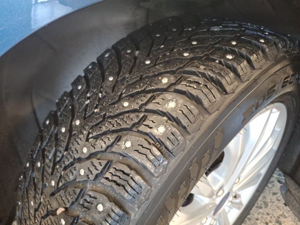 Ford Focus 2022 Sininen