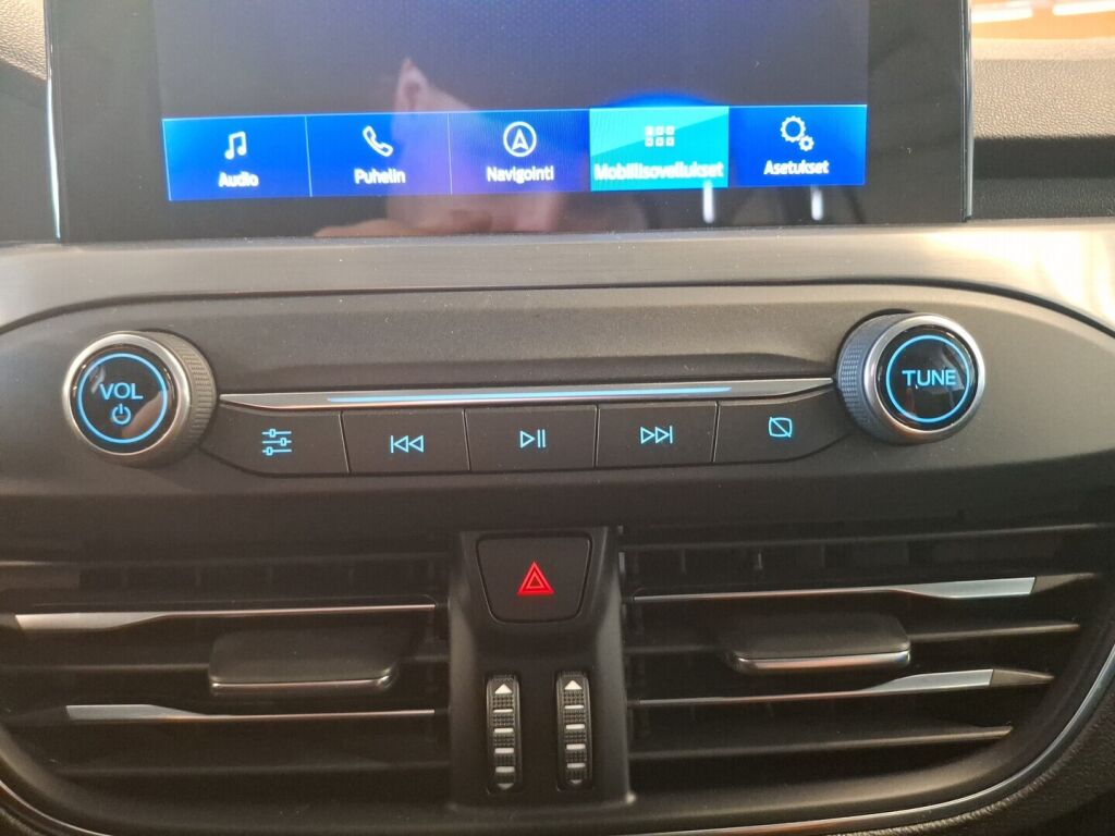 Ford Focus 2022 Sininen