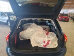 Ford Focus 2022 Sininen