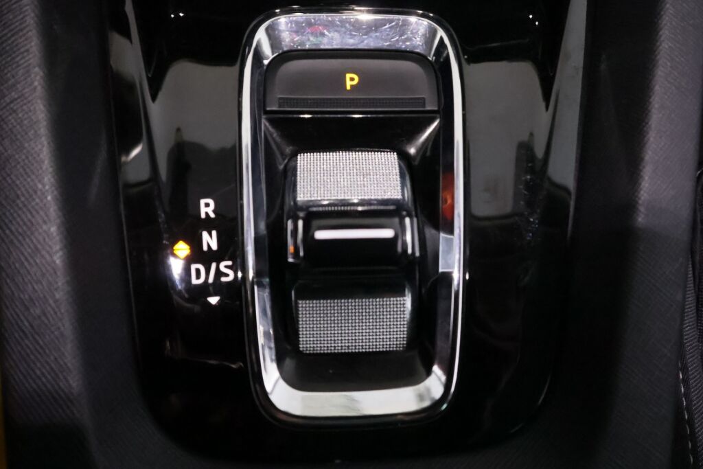 Skoda Octavia 2022 Sininen