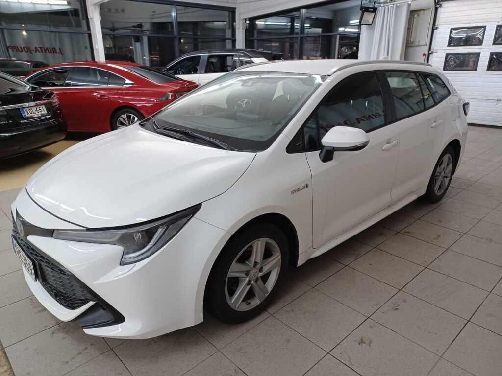 Toyota Corolla 2021 Valkoinen