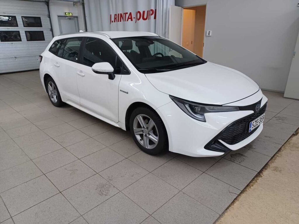 Toyota Corolla 2021 Valkoinen