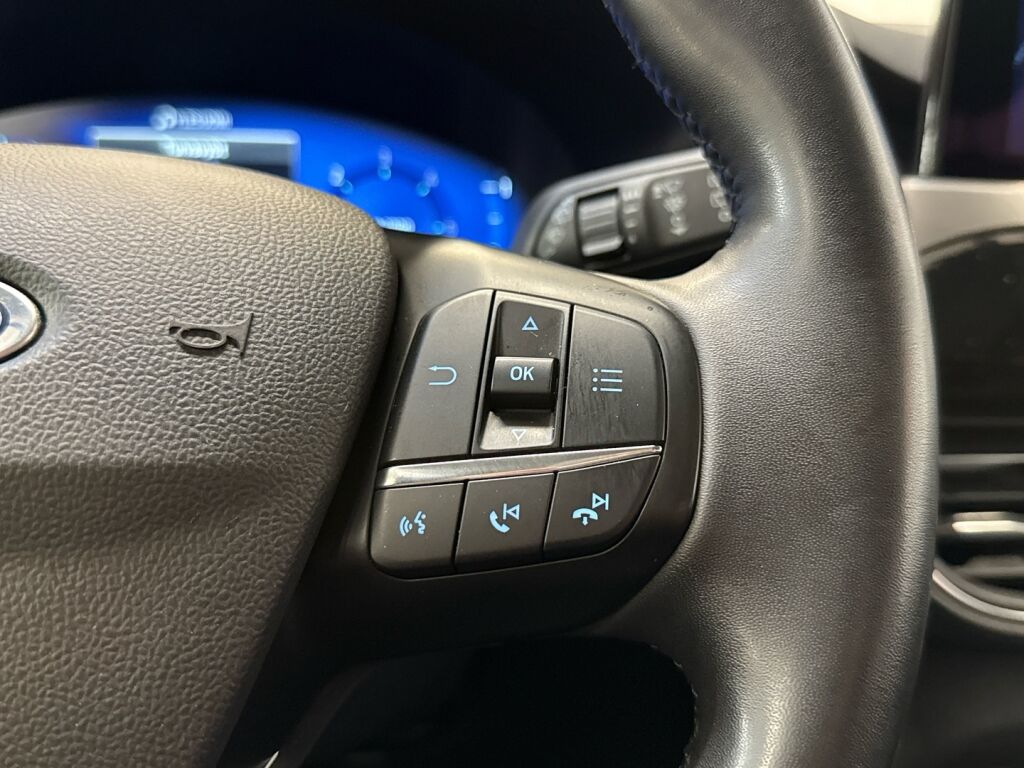 Ford Kuga 2021 Valkoinen