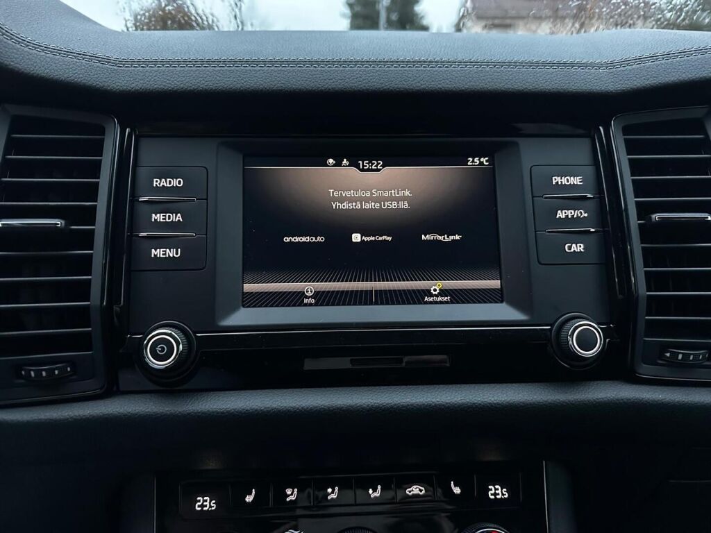 Skoda Kodiaq 2022 Musta