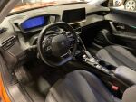 Peugeot 2008 2021 Oranssi
