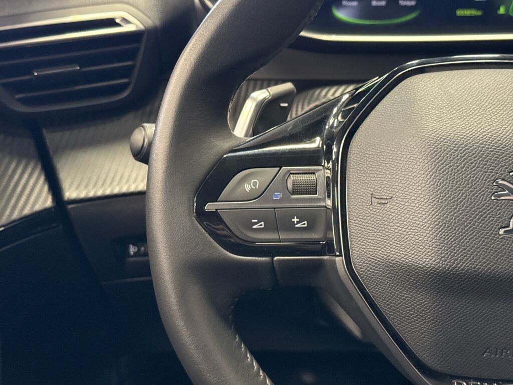 Peugeot 2008 2022 Harmaa