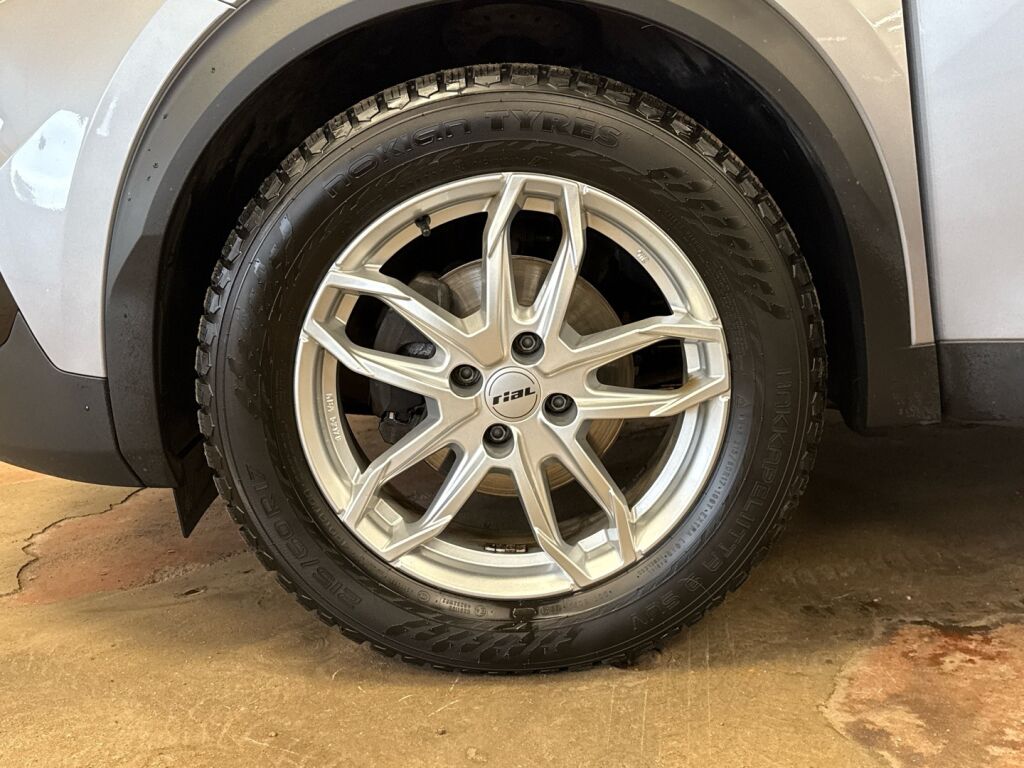 Peugeot 2008 2022 Harmaa