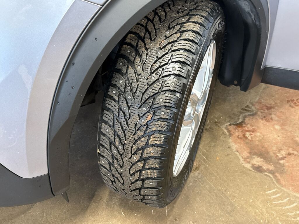 Peugeot 2008 2022 Harmaa