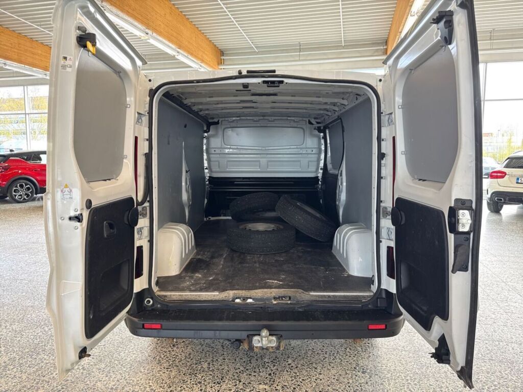 Nissan NV300 2021 Valkoinen