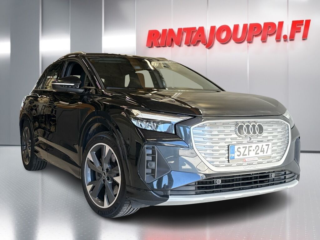 Audi Q4 e-tron 2022 Musta
