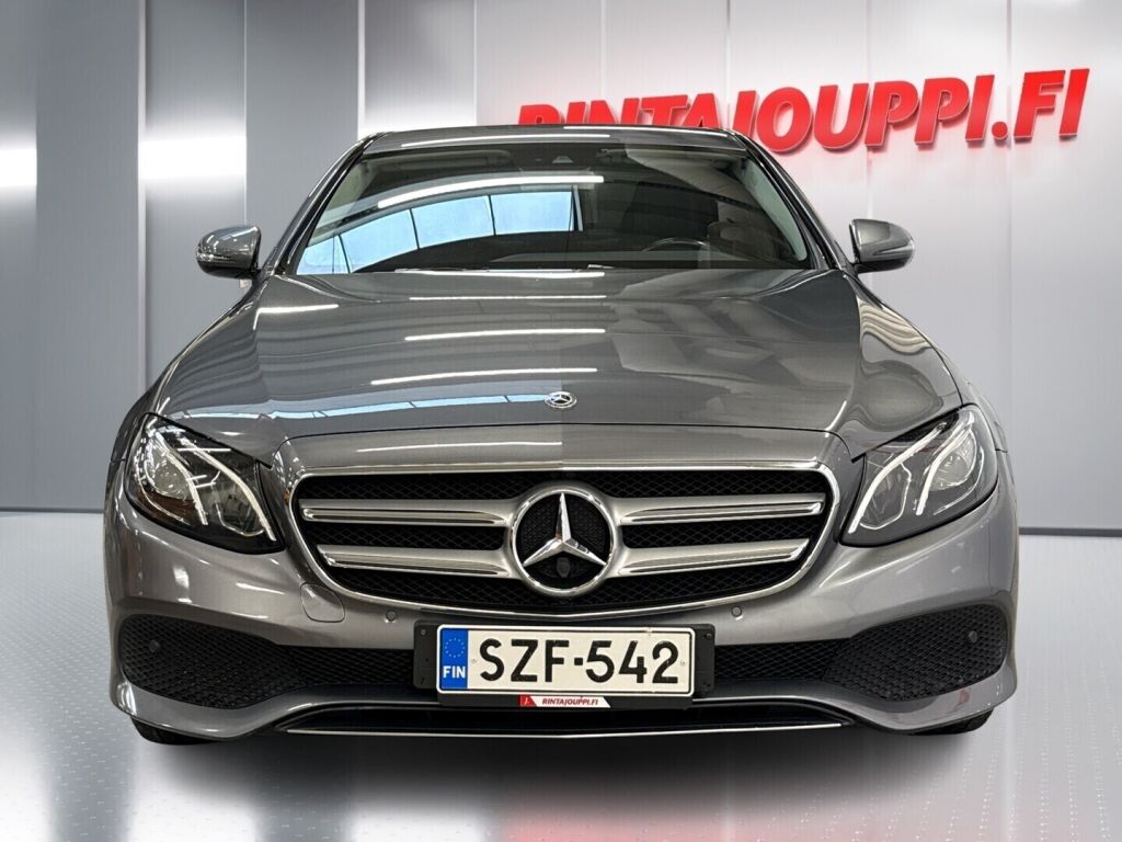 Mercedes-Benz E 2017 Harmaa