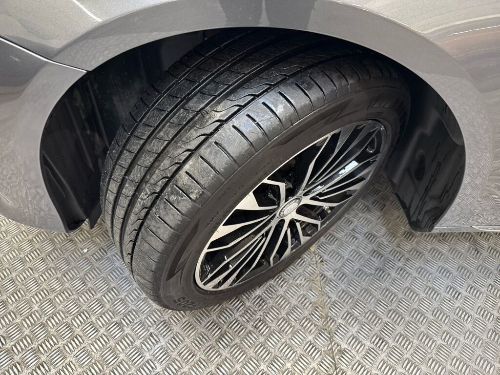 Mercedes-Benz E 2017 Harmaa